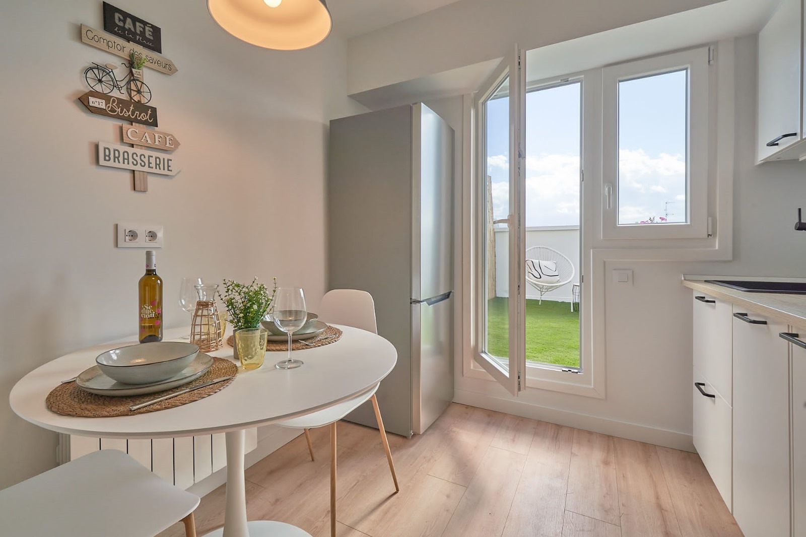 Presupuesto para remodelar cocina pequeña de vivienda en Vitoria, Nanclares de Oca…